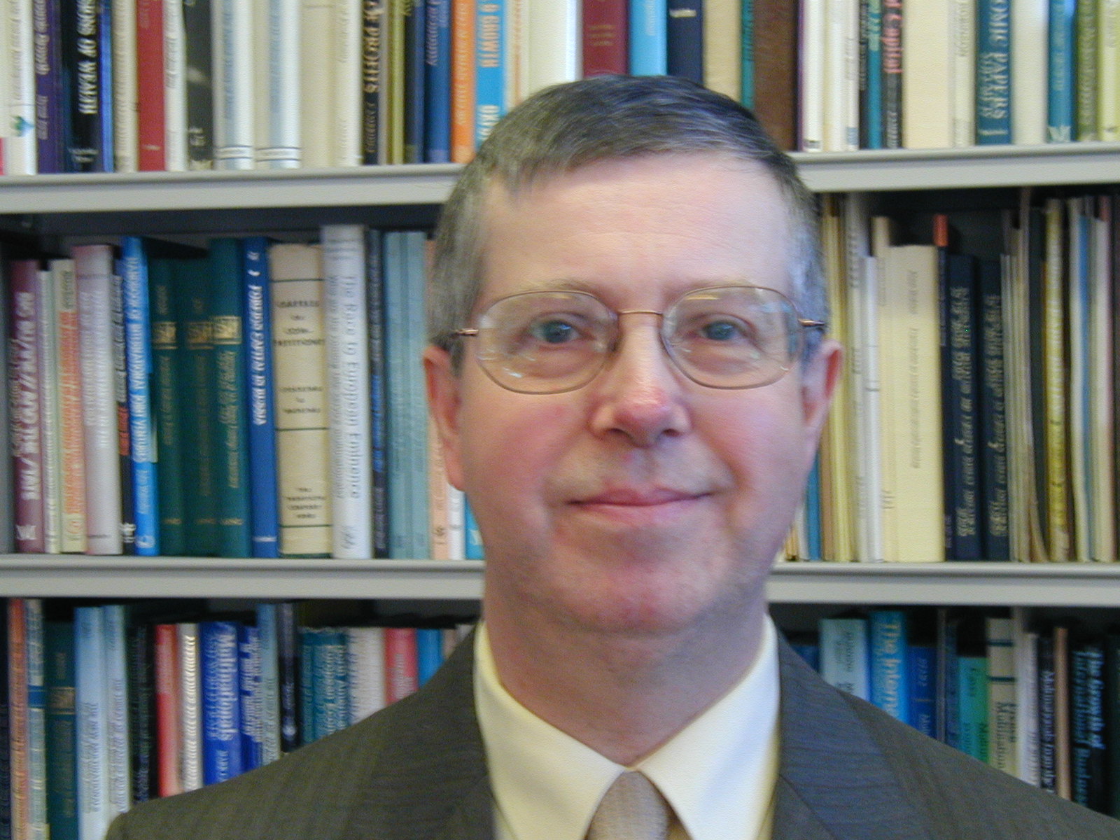 Dr <b>John Cantwell</b> is Professor of International Business at Rutgers ... - cantwell_01